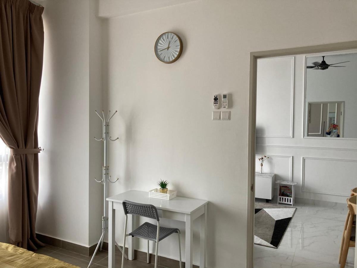 Free Netflix! Zas Suite At Troika Residence, Kb Κότα Μπάρου Εξωτερικό φωτογραφία