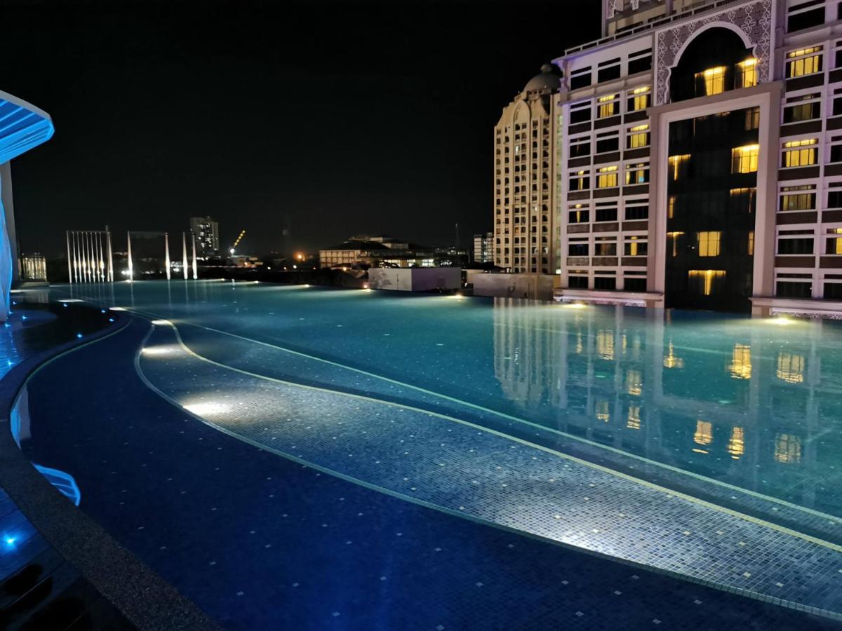 Free Netflix! Zas Suite At Troika Residence, Kb Κότα Μπάρου Εξωτερικό φωτογραφία